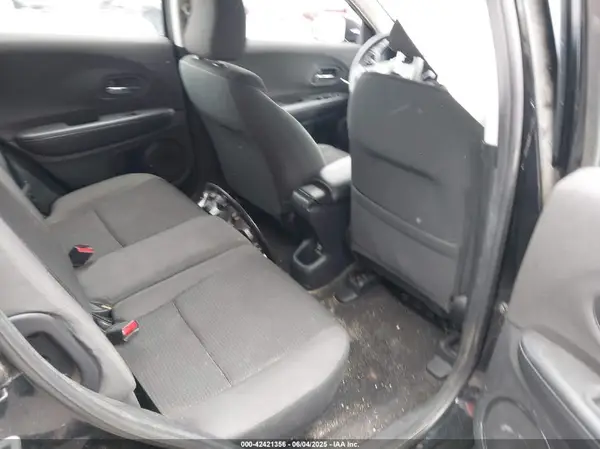 3CZRU6H32KM707365 2019 HONDA HR-V - Image 8