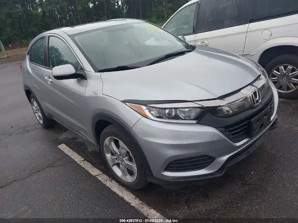 3CZRU6H32LM714754 2020 HONDA HR-V - Image 1
