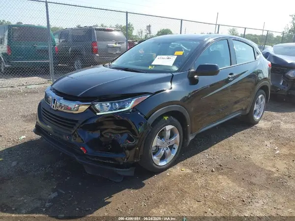 3CZRU6H32LM714785 2020 HONDA HR-V - Image 2