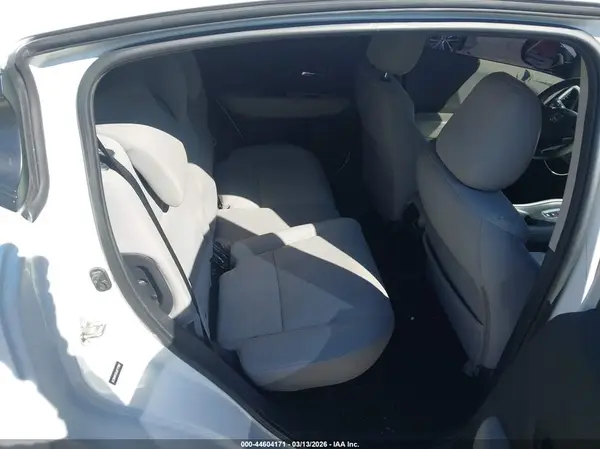 3CZRU6H32LM717587 2020 HONDA HR-V - Image 8