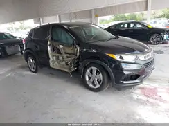 3CZRU6H32LM735880 2020 HONDA HR-V