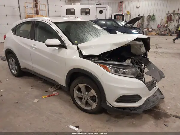 3CZRU6H32MM716831 2021 HONDA HR-V - Image 1