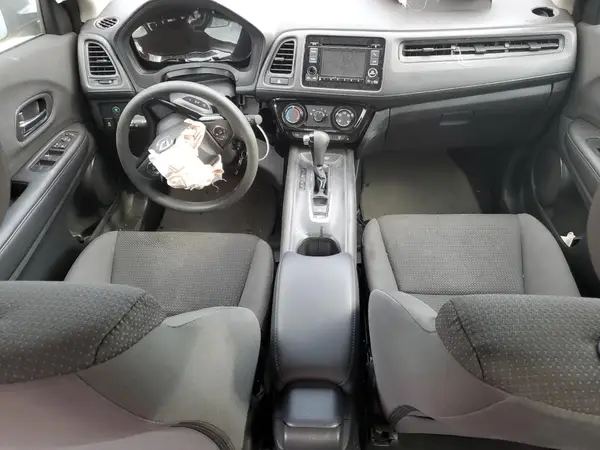 3CZRU6H32MM738747 2021 HONDA HR-V - Image 8