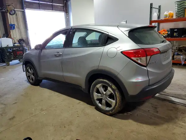 3CZRU6H32MM741258 2021 HONDA HR-V - Image 2