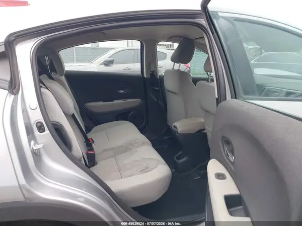 3CZRU6H32MM746914 2021 HONDA HR-V - Image 8