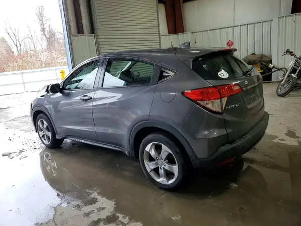 3CZRU6H32MM752762 2021 HONDA HR-V - Image 2