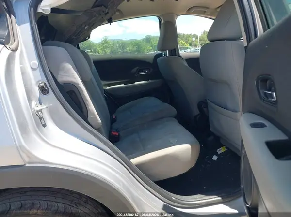 3CZRU6H32MM753460 2021 HONDA HR-V - Image 8