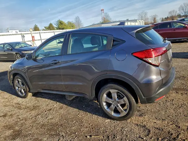 3CZRU6H32MM755371 2021 HONDA HR-V - Image 2