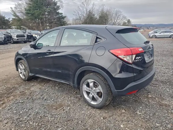 3CZRU6H32NM735736 2022 HONDA HR-V - Image 2