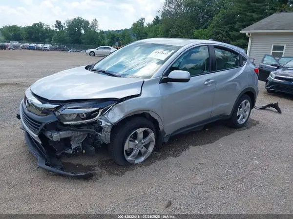 3CZRU6H32NM759082 2022 HONDA HR-V - Image 2