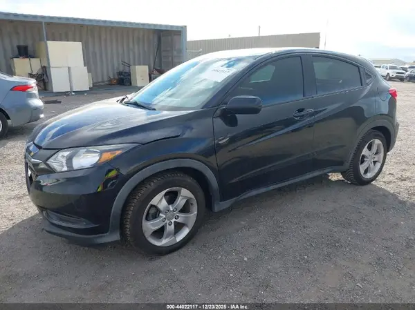 3CZRU6H33GM714199 2016 HONDA HR-V - Image 2