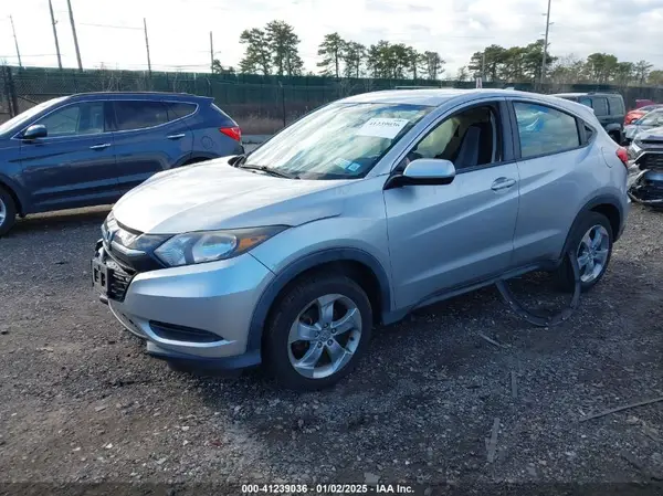 3CZRU6H33GM729415 2016 HONDA HR-V - Image 2