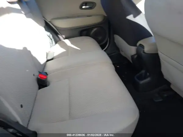 3CZRU6H33GM729415 2016 HONDA HR-V - Image 8