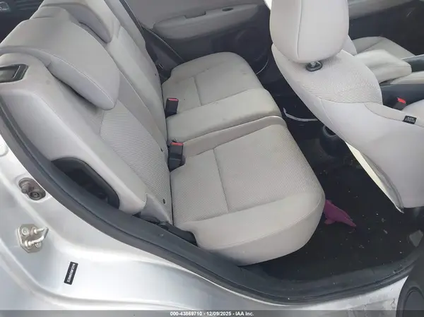 3CZRU6H33GM732749 2016 HONDA HR-V - Image 8