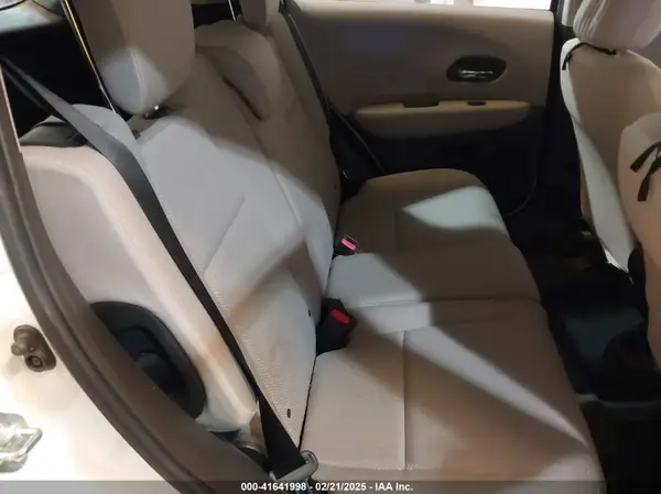 3CZRU6H33GM767064 2016 HONDA HR-V - Image 8