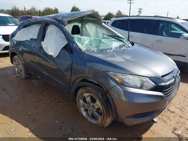 3CZRU6H33HG701033 2017 HONDA HR-V - Image 1