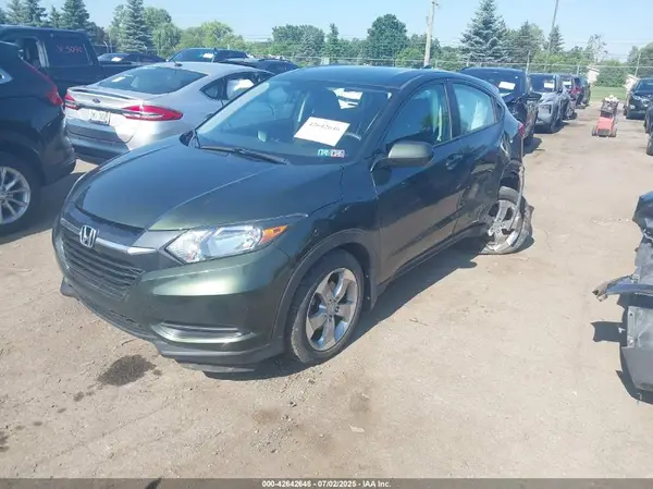 3CZRU6H33HG702974 2017 HONDA HR-V - Image 2