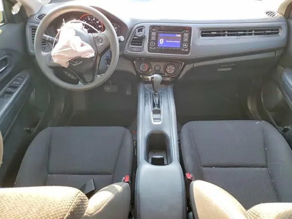 3CZRU6H33HG703056 2017 HONDA HR-V - Image 8