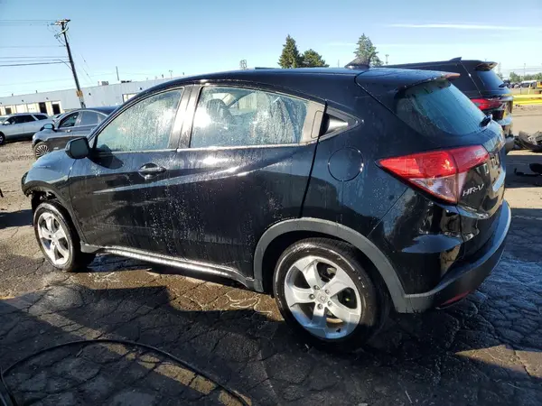 3CZRU6H33HG703087 2017 HONDA HR-V - Image 2