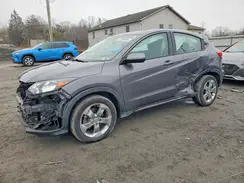 3CZRU6H33HG703512 2017 HONDA HR-V