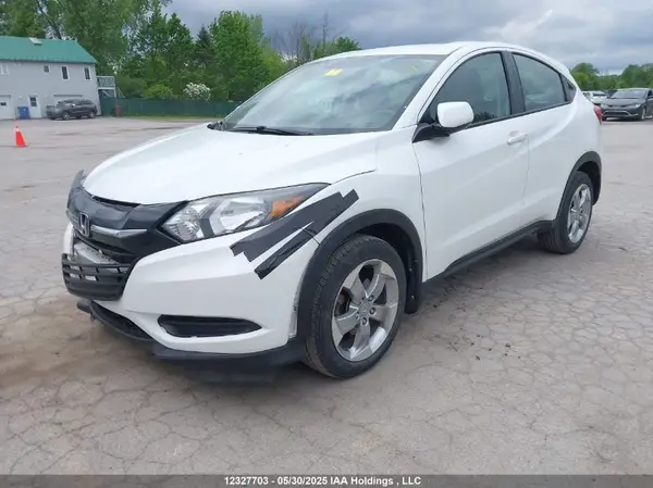 3CZRU6H33HM104417 2017 HONDA HR-V - Image 2