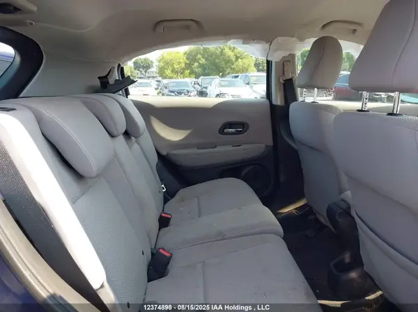 3CZRU6H33HM105468 2017 HONDA HR-V - Image 8