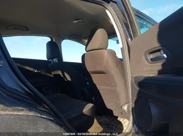 3CZRU6H33HM106202 2017 HONDA HR-V - Image 8