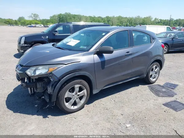 3CZRU6H33HM702684 2017 HONDA HR-V - Image 2