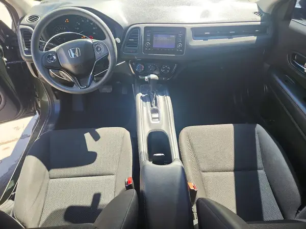 3CZRU6H33HM708307 2017 HONDA HR-V - Image 8