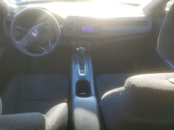 3CZRU6H33HM714169 2017 HONDA HR-V - Image 8