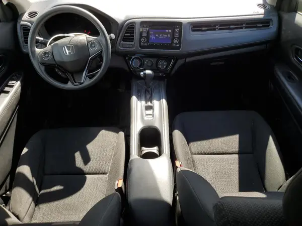 3CZRU6H33JG702222 2018 HONDA HR-V - Image 8