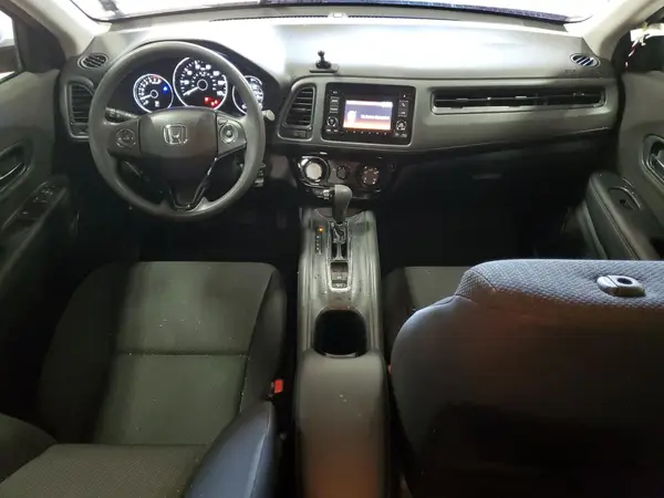 3CZRU6H33JG703631 2018 HONDA HR-V - Image 8