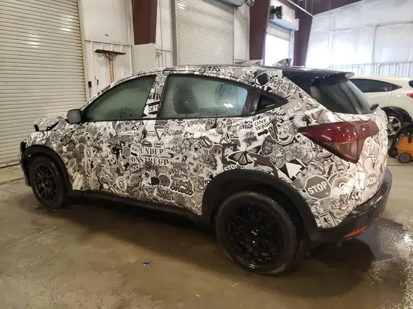3CZRU6H33JG705105 2018 HONDA HR-V - Image 2