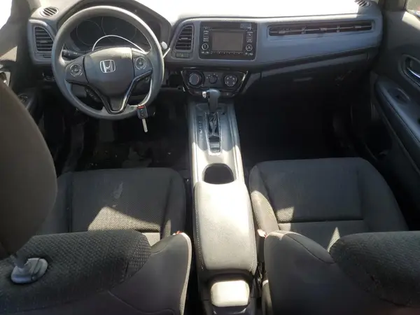 3CZRU6H33JG708666 2018 HONDA HR-V - Image 8