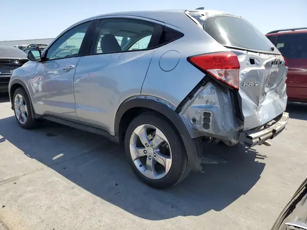 3CZRU6H33JG708988 2018 HONDA HR-V - Image 2