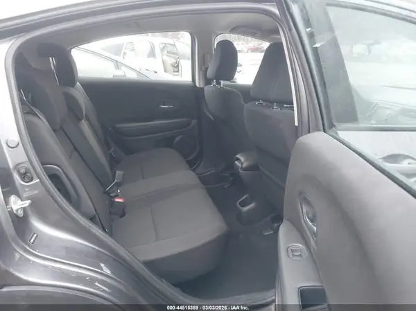 3CZRU6H33JG711681 2018 HONDA HR-V - Image 8