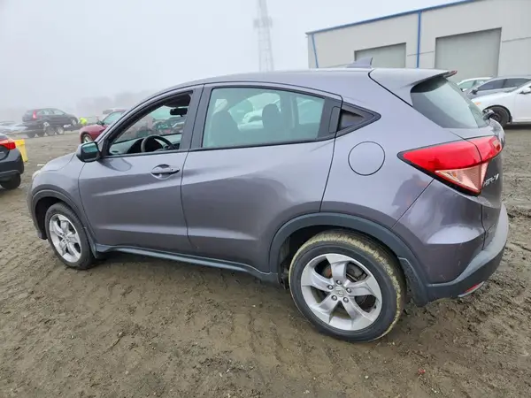 3CZRU6H33JG716055 2018 HONDA HR-V - Image 2