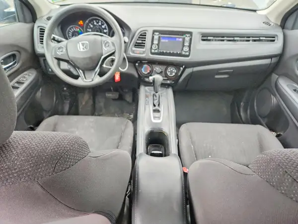 3CZRU6H33JG716055 2018 HONDA HR-V - Image 8