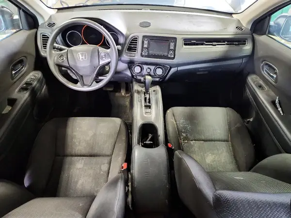 3CZRU6H33JG717710 2018 HONDA HR-V - Image 8
