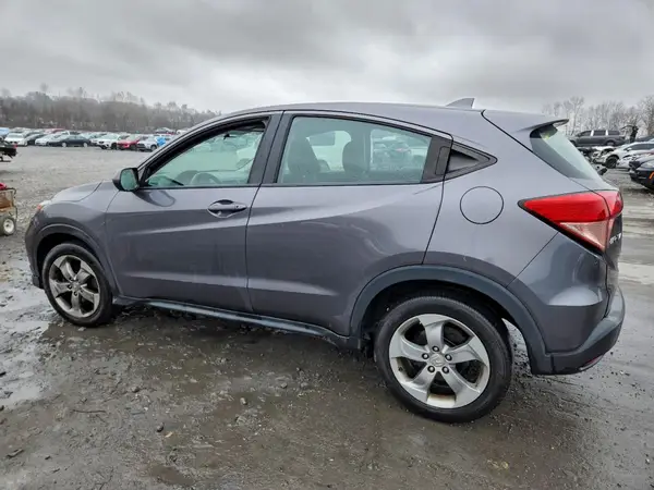 3CZRU6H33JG719036 2018 HONDA HR-V - Image 2