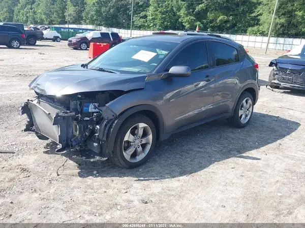 3CZRU6H33JG719635 2018 HONDA HR-V - Image 2