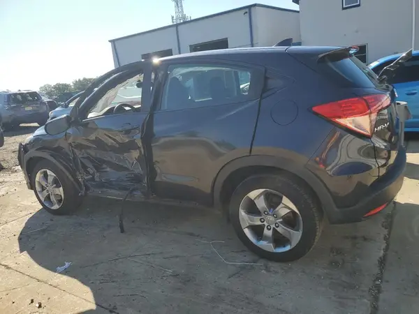 3CZRU6H33JG720560 2018 HONDA HR-V - Image 2