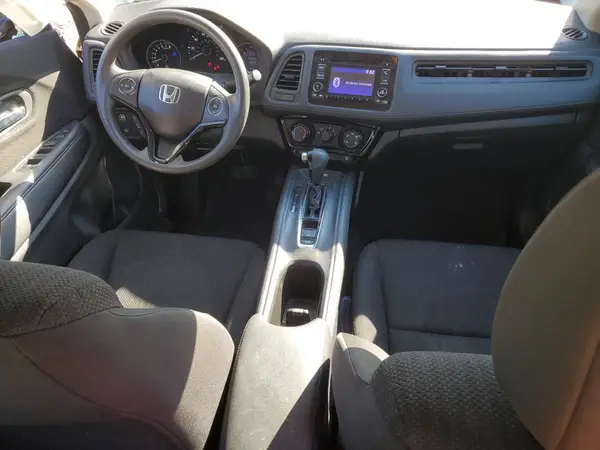 3CZRU6H33JG720560 2018 HONDA HR-V - Image 8