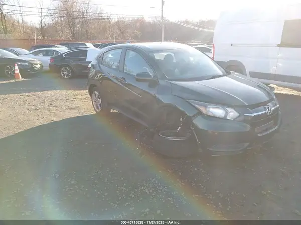 3CZRU6H33JG726729 2018 HONDA HR-V - Image 1