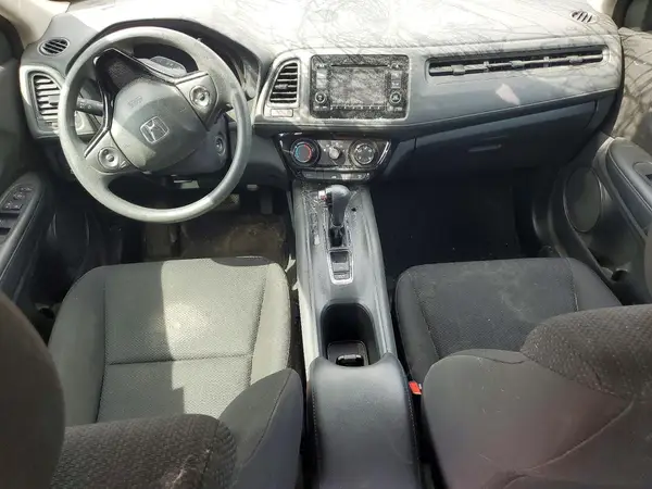 3CZRU6H33JG727301 2018 HONDA HR-V - Image 8