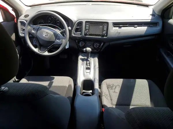 3CZRU6H33JG727704 2018 HONDA HR-V - Image 8