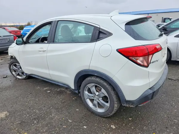 3CZRU6H33JM722813 2018 HONDA HR-V - Image 2