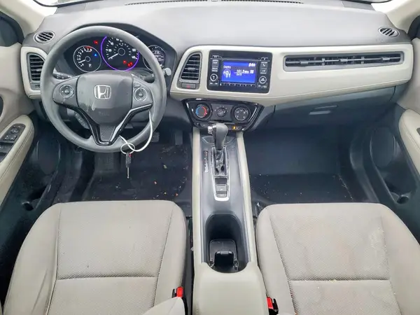 3CZRU6H33JM725260 2018 HONDA HR-V - Image 8