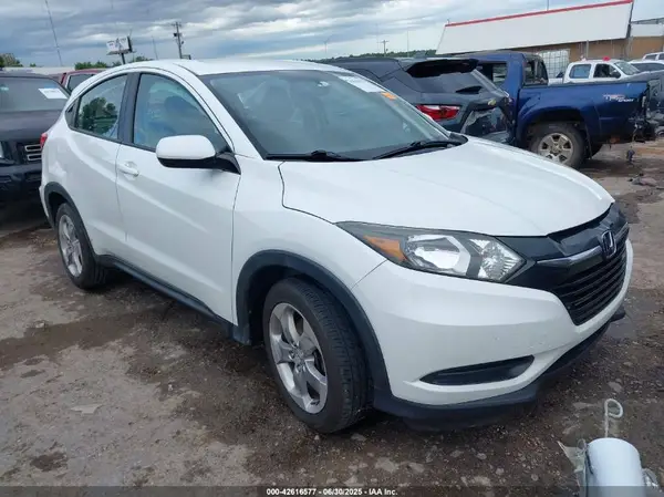3CZRU6H33JM725288 2018 HONDA HR-V - Image 1