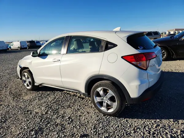 3CZRU6H33JM725291 2018 HONDA HR-V - Image 2